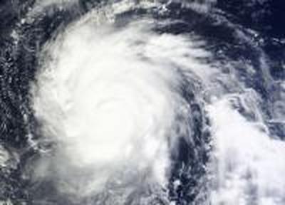 Тайфунная деятельность в Тихом океане ослабевает 