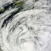На Японию надвигается тайфун «Нанмадол»