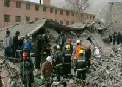 Число жертв разрушительного землетрясения в Китае достигает 589 человек 