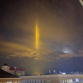 Световой столб появился в небе над Белгородом и Москвой
