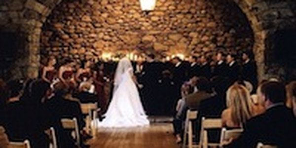 «Тихо! Идет свадьба» или в Ницце запретили шумные торжества