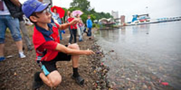 Конкурс прыгающих камушков от Примпогоды прошел на ура (ФОТО)