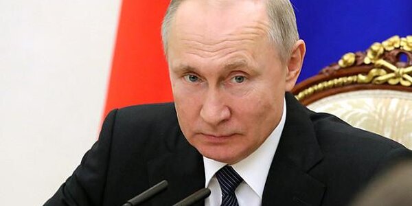 Из-за коронавируса нерабочие дни в России продлили до 30 апреля включительно