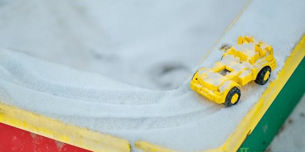 Прошедший в выходные дни снег напомнил жителям Приморья о скорой зиме