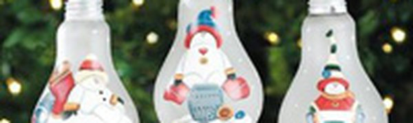 В Москве начался конкурс новогодних игрушек из мусора