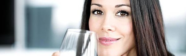 Красное вино может защитить зубы от кариеса