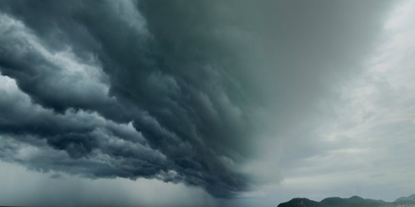 Экс-супертайфун «Вонгфонг» обрушится дождями на Курилы и Камчатку