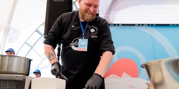 День рыбака приготовил для жителей Владивостока кулинарный шеф-батл «О!Мега Вкус»