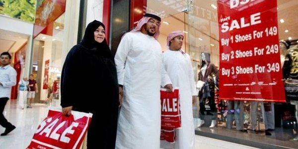 Власти Дубая ужесточили правила дресс-кода для туристов