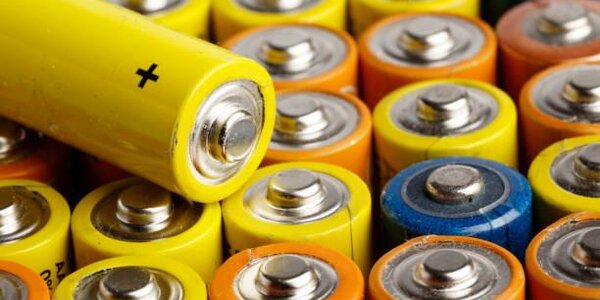 В России запретят выбрасывать батарейки вместе с прочим мусором