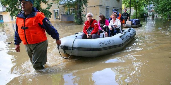 Нужны добровольцы с лодками, автомобилями и помещениями для размещения пострадавших в Уссурийске
