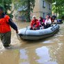 Нужны добровольцы с лодками, автомобилями и помещениями для размещения пострадавших в Уссурийске