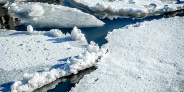 Внимание! Выход на лёд запрещён