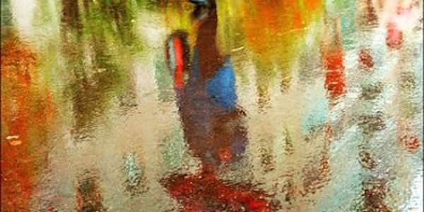 В Сургуте прошел цветной дождь