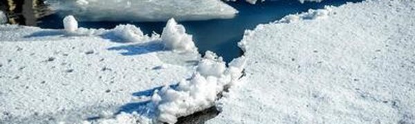 Взлом припайного льда ожидается в Приморье во вторник из-за ухудшения погоды