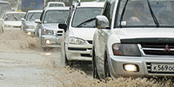 Половина месячной нормы осадков выпало за ночь на Сахалине