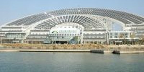 Крупнейшее офисное здание в мире работает от энергии солнца