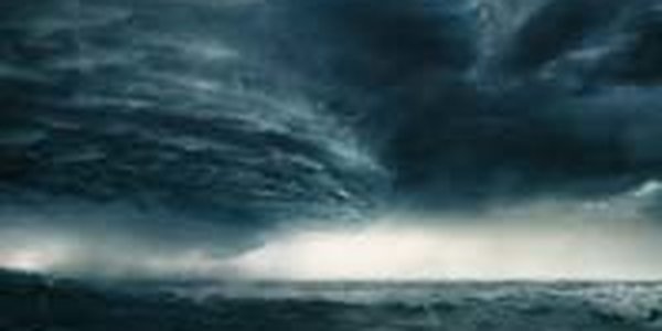 Тайфун KOPPU теряет силу, а CHOI-WAN набирает мощь