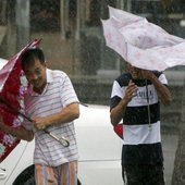 Тайфун MORAKOT: наводнения, ливни и оползни (ФОТО)
