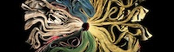 Экотренды: причудливые скульптуры из бумаги