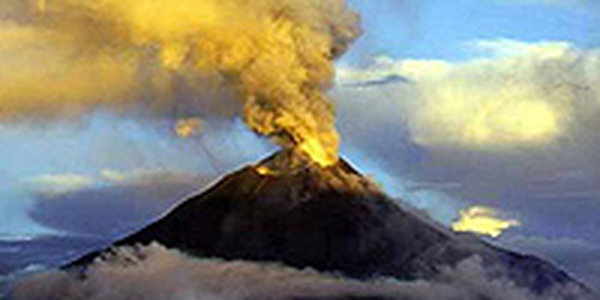 На Камчатке «разбушевались» вулканы