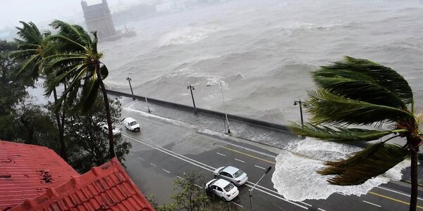 Мощный циклон «Тауктае» обрушился на Индию