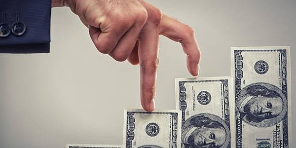 Россия заняла первое место по темпу роста числа долларовых миллионеров