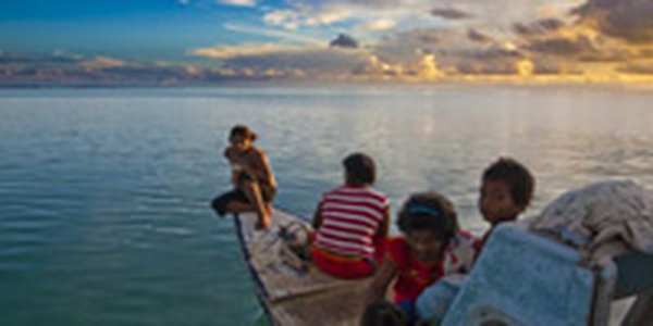 Житель атолла в Тихом океане борется за право стать первым «климатическим беженцем»