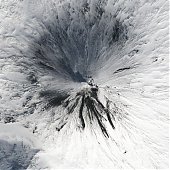Пять камчатских вулканов начали одновременное извержение