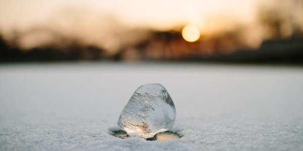 Прочный лёд сковывает реки Приморья