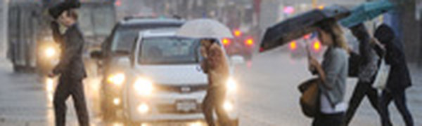 На Ванкувер обрушился шторм