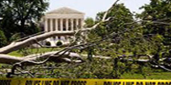 Число жертв урагана в США растет