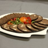 Колбасу из мяса тюленя предлагают есть жителям Дальнего Востока