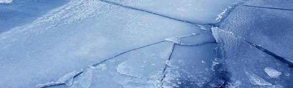 Тонкий лёд: жителей Приморья предупреждают об опасности