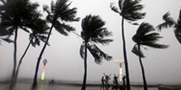 Тайфун LUPIT приближается к Филиппинам 