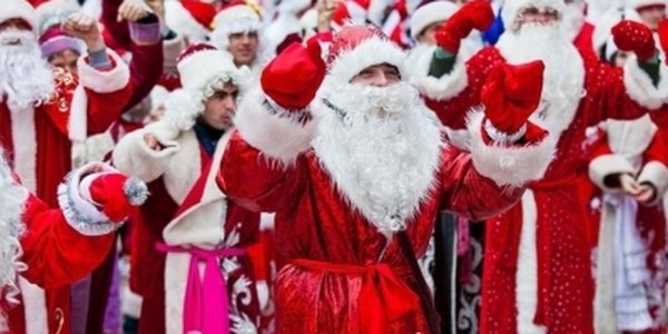 Дедов Морозов со всего края приглашают на праздничное шествие во Владивосток