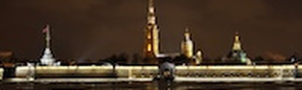 На льду Фонтанки зажгли 50 свечей