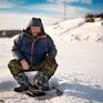 Любителям зимней рыбалки рекомендуют не отходить от берега