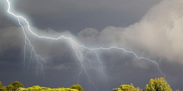 Дожди с грозами идут на большей территории Приморья