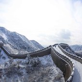 Великая Китайская стена покрылась снегом: Захватывающие фото