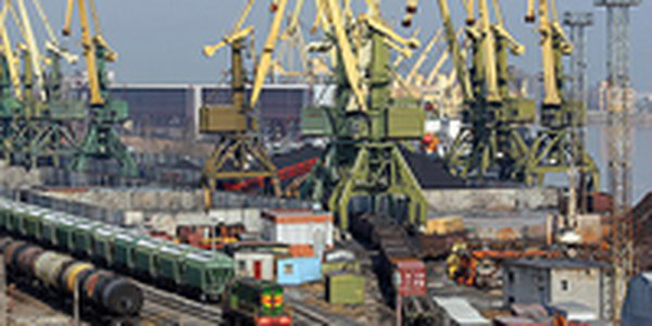 Порты Приморья засоряют воздух угольной пылью