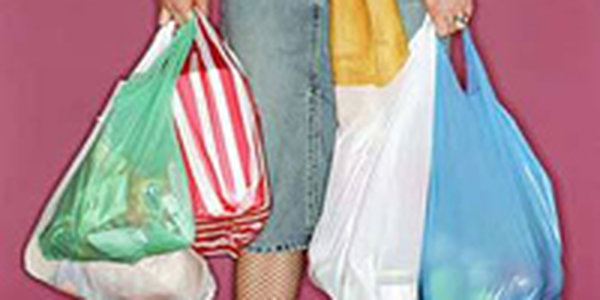 В Китае запретили бесплатные полиэтиленовые пакеты