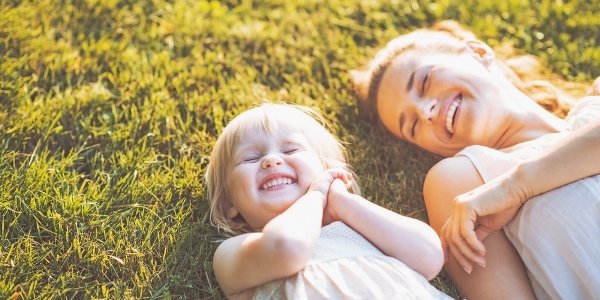 Ученые: людям жизненно необходимо больше смеяться