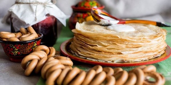 Широкая Масленица: с 7 по 13 марта в России отметят блинную неделю
