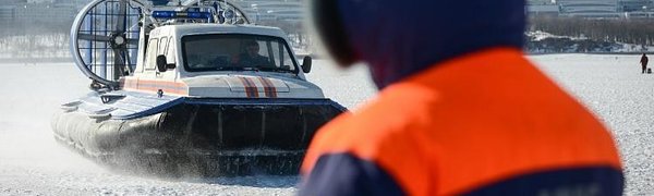 Рыбаков спасли с оторвавшейся льдины в Приморье