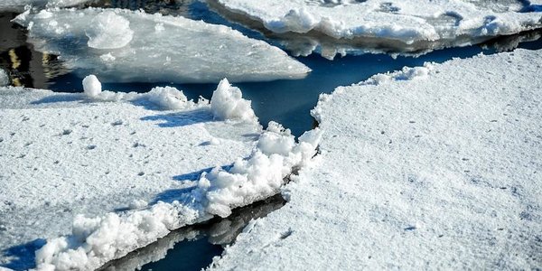 На побережьях Приморья ожидается взлом припайного льда