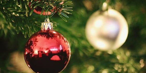 Психологи рассказали, когда лучше убирать новогодние ёлки