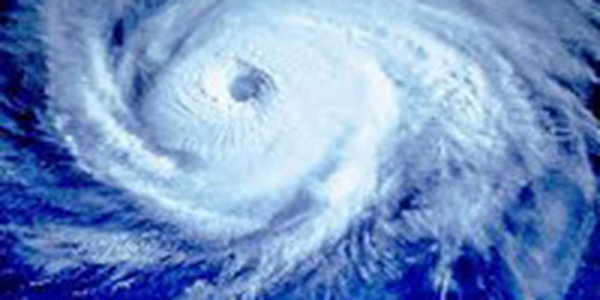 Тайфун USAGI приближается к острову Тайвань