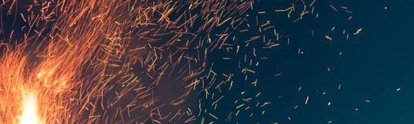 Чтобы прогнать зиму, в Австрии зажгли самый большой костёр в мире (ВИДЕО)