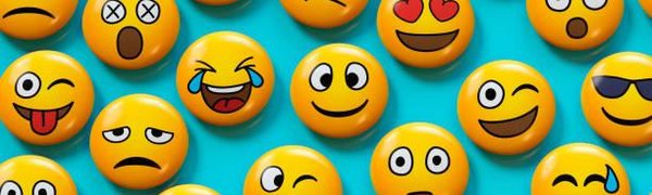 Путин подписал законы о фейковых новостях и неуважении к власти